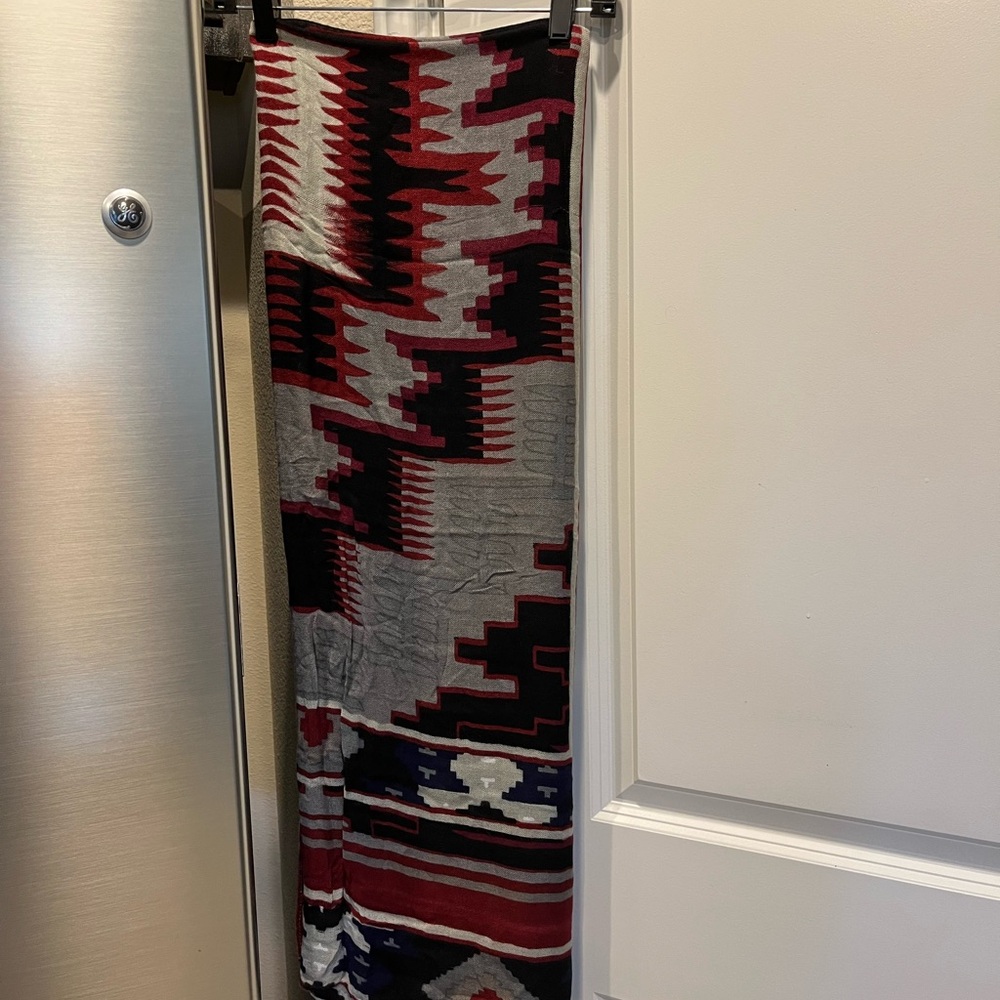 Source Unknown Geometric Pattern Scarf - Red, Bla… - image 1